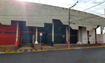 Estádio Municipal (ent. lateral)